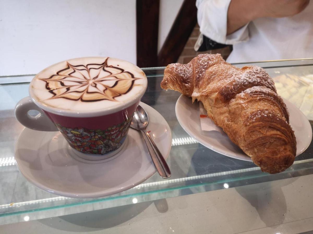 Gloria Vatican Bijou Pensión Roma